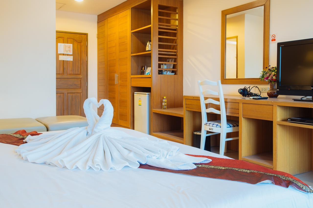Metro Point Bangkok Hotel Bagian luar foto