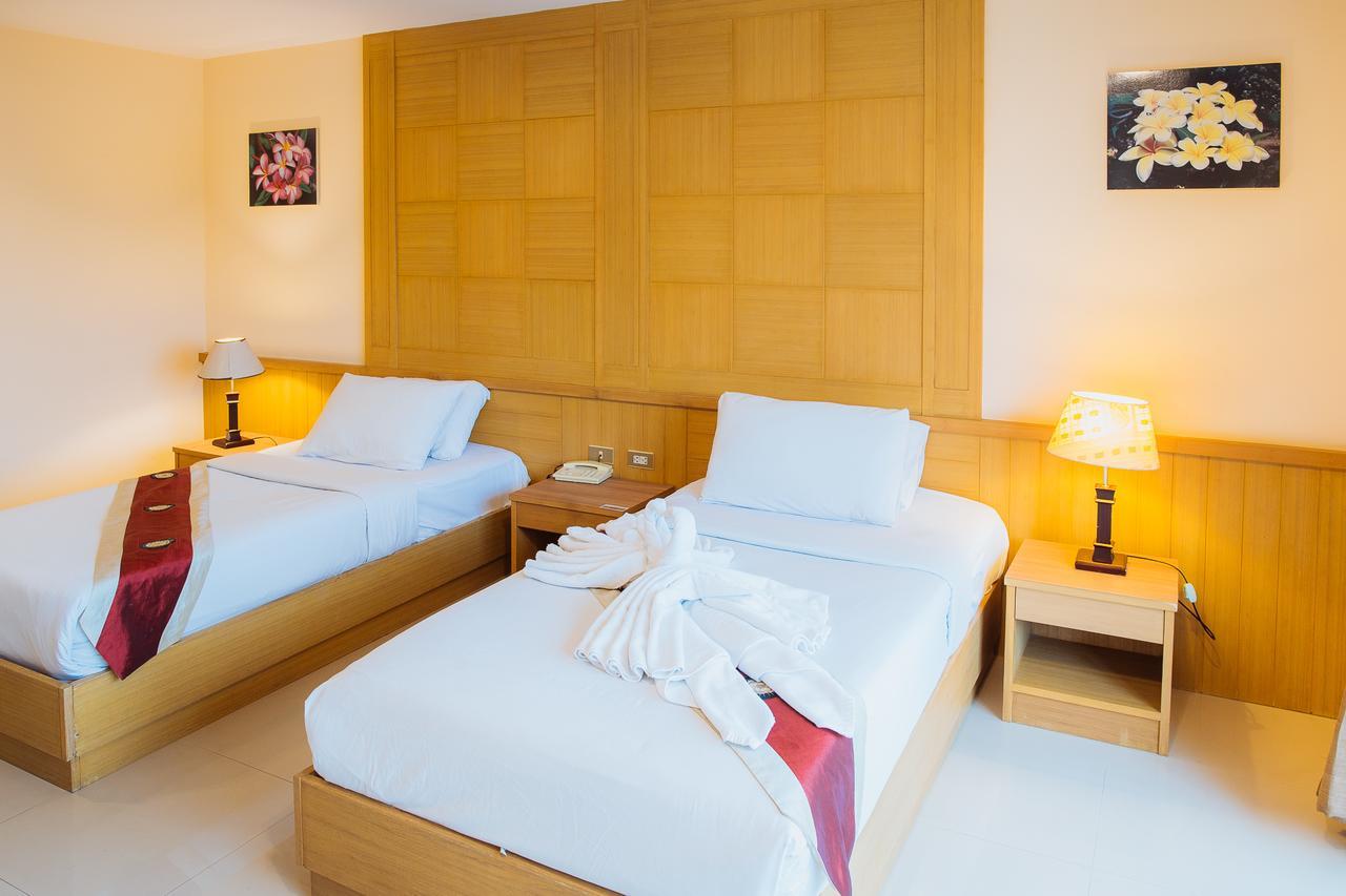 Metro Point Bangkok Hotel Bagian luar foto